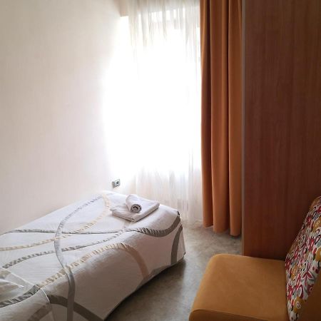 Gostilna Pri Dragici, Gostilna S Prenocisci, D.O.O. Hotel Sezana ภายนอก รูปภาพ